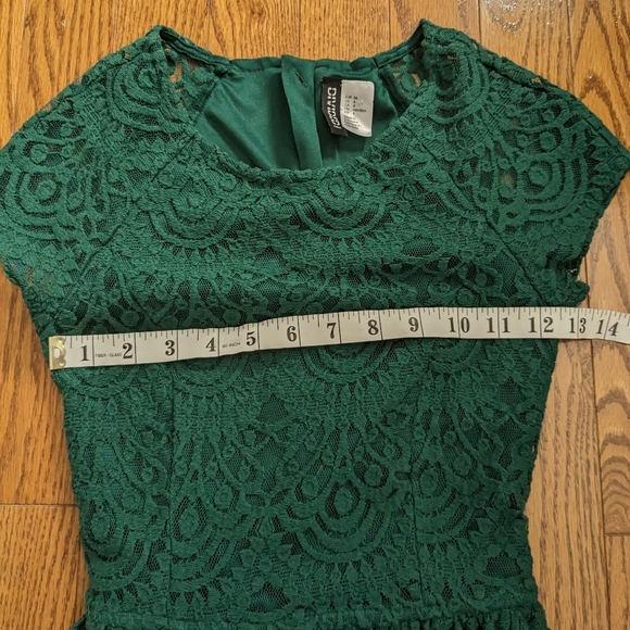 H&M Divided Lace Fit and Flare Skater Dark Green Dress size 4 - Picture 5 of 8